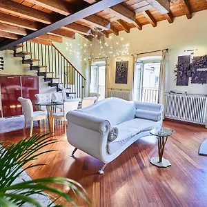 Apartment Luxury Design Loft - Piazza Pontida, Bergamo