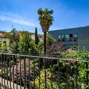 yid-capo-di-mondo-luxury-apartment-in-florence.it-tuscanyhotel.com/